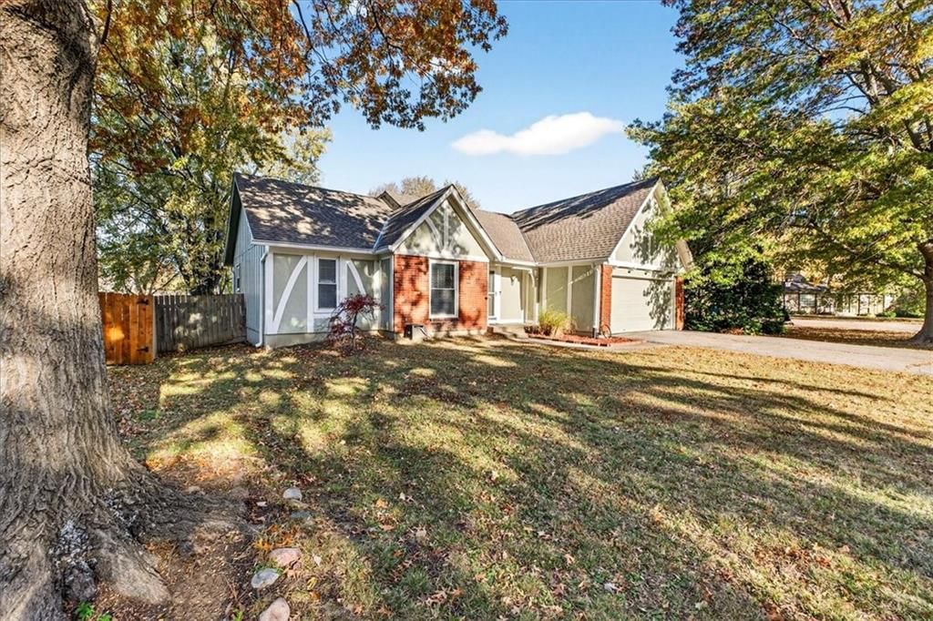 1408 E Oxford Place — photo 3