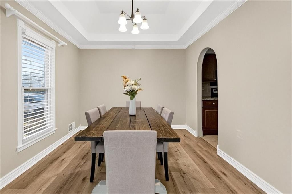 1408 E Oxford Place — photo 8