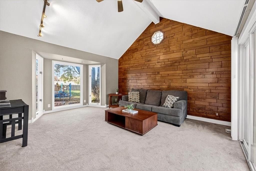 1408 E Oxford Place — photo 12