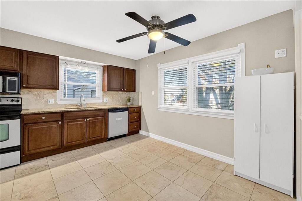 1408 E Oxford Place — photo 18