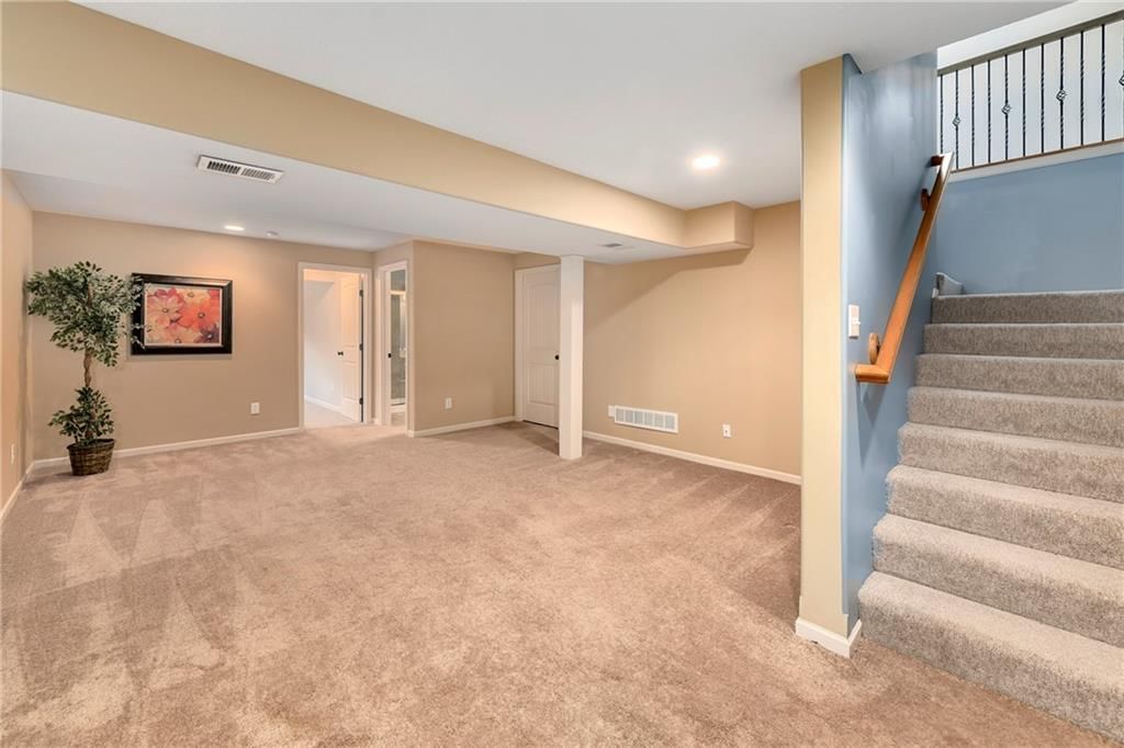 8843 Quill Street — photo 34