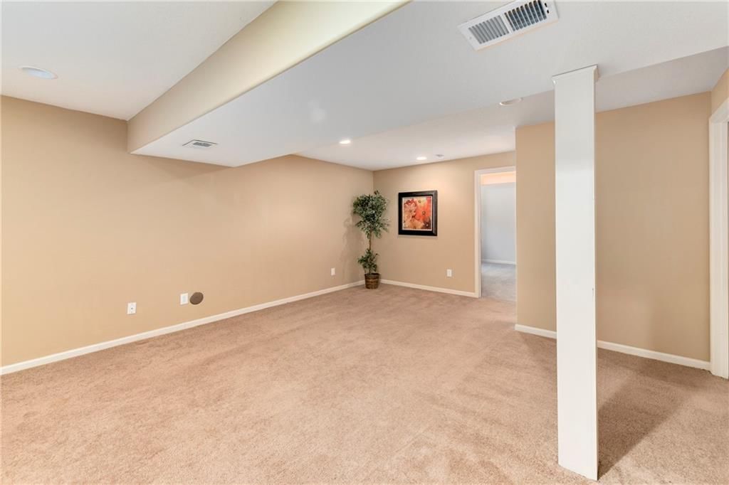8843 Quill Street — photo 35
