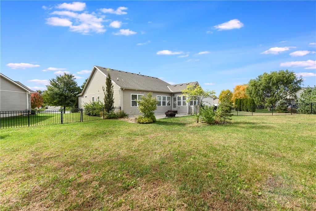 8843 Quill Street — photo 45