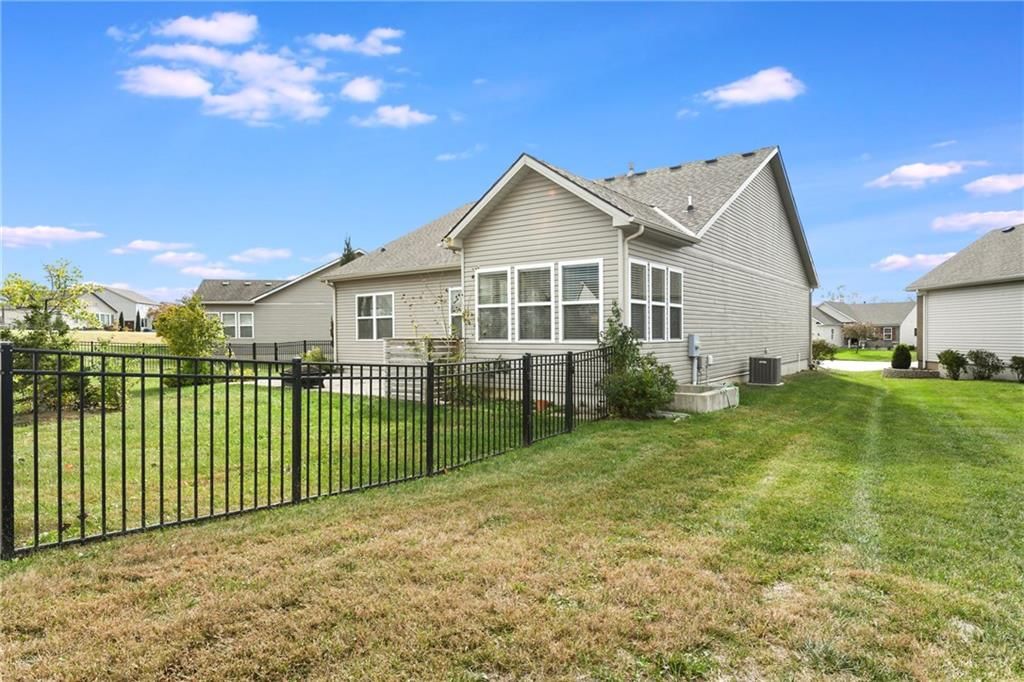 8843 Quill Street — photo 47