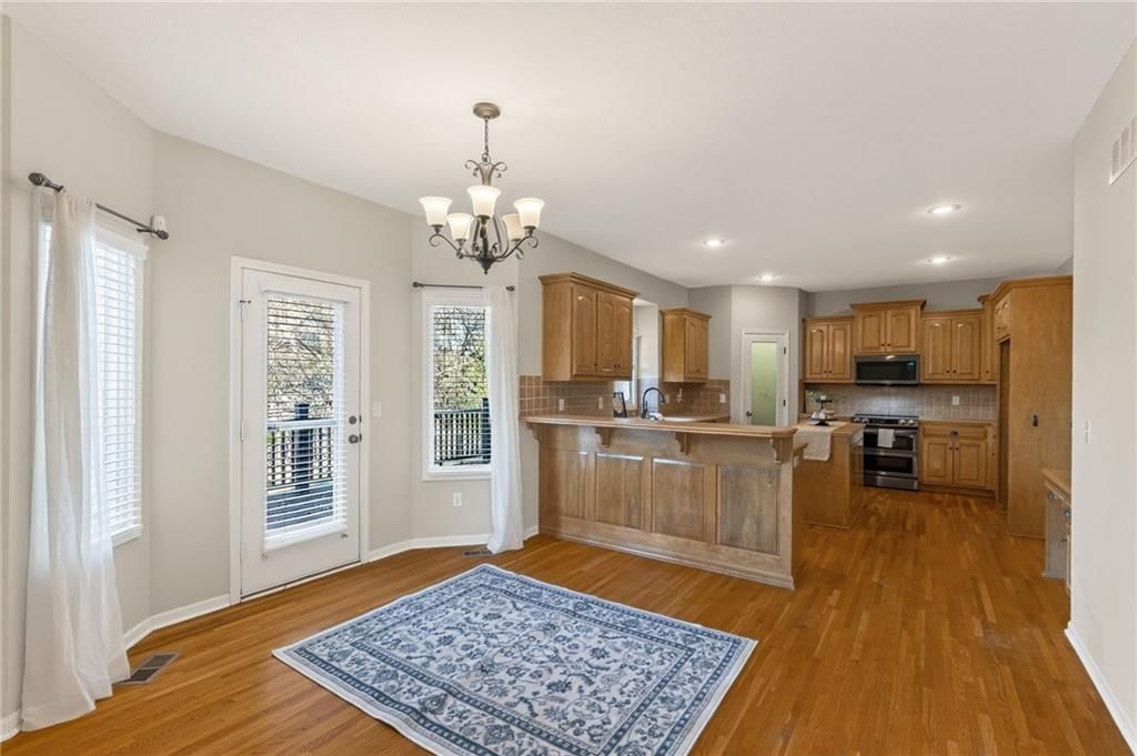 5004 NW 57TH Place — photo 11