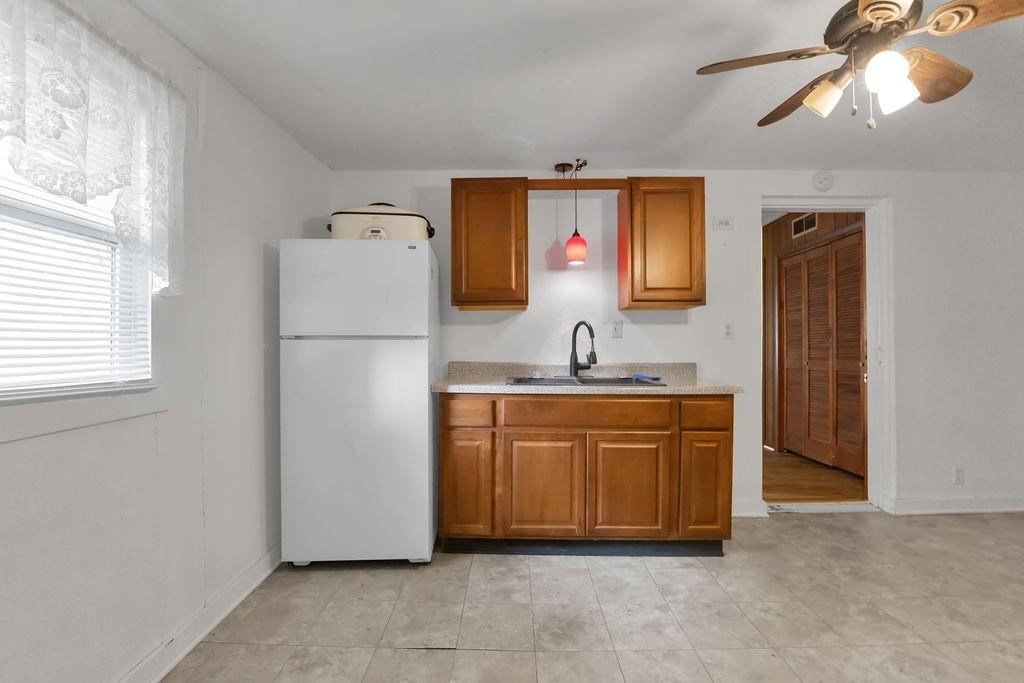 Photo 31 of 55 - 732 N 24th Street