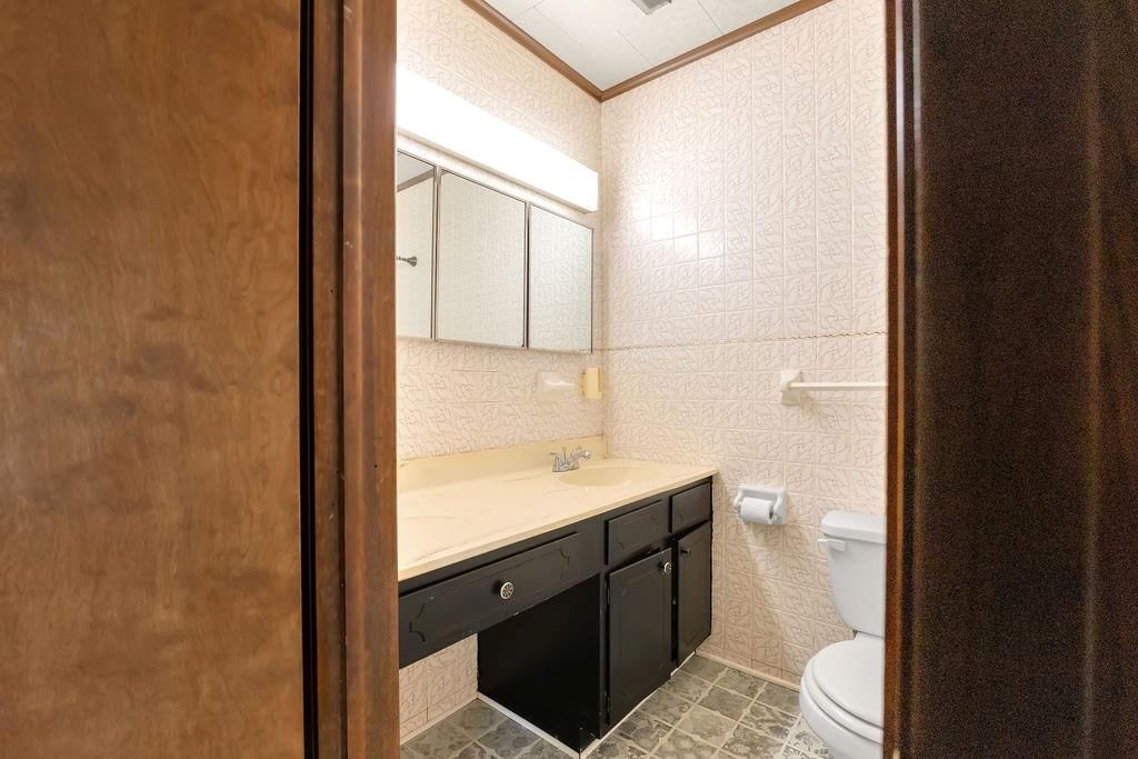Photo 37 of 55 - 732 N 24th Street