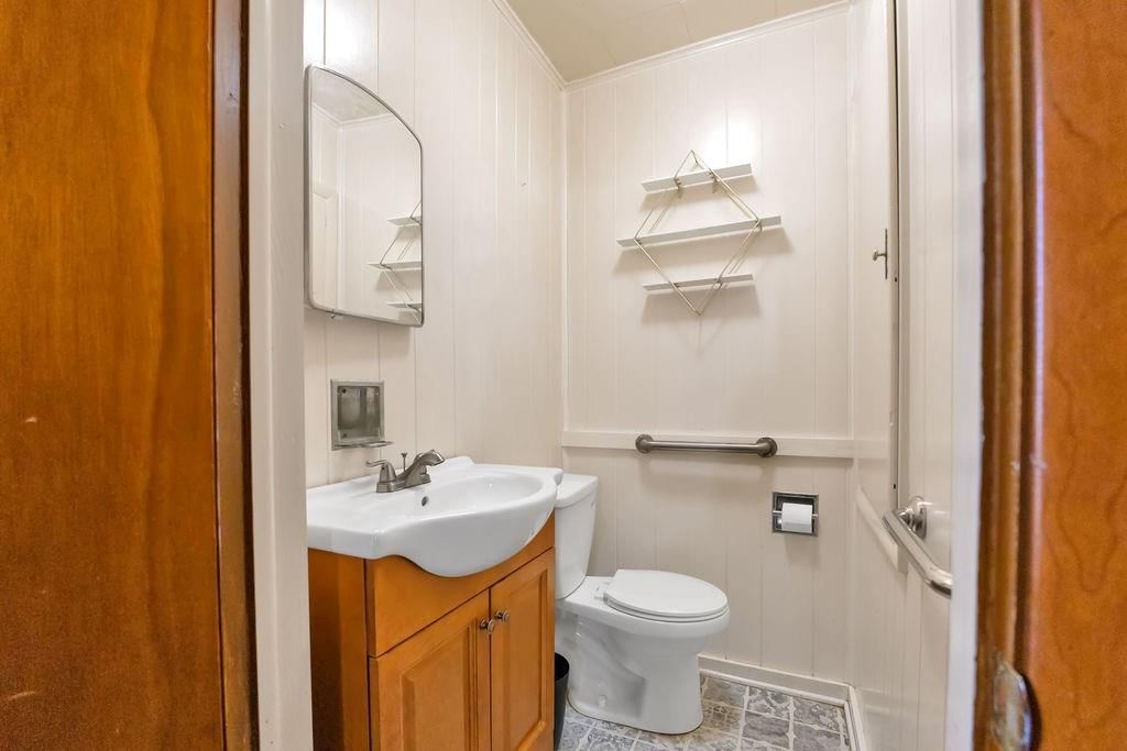 Photo 44 of 55 - 732 N 24th Street