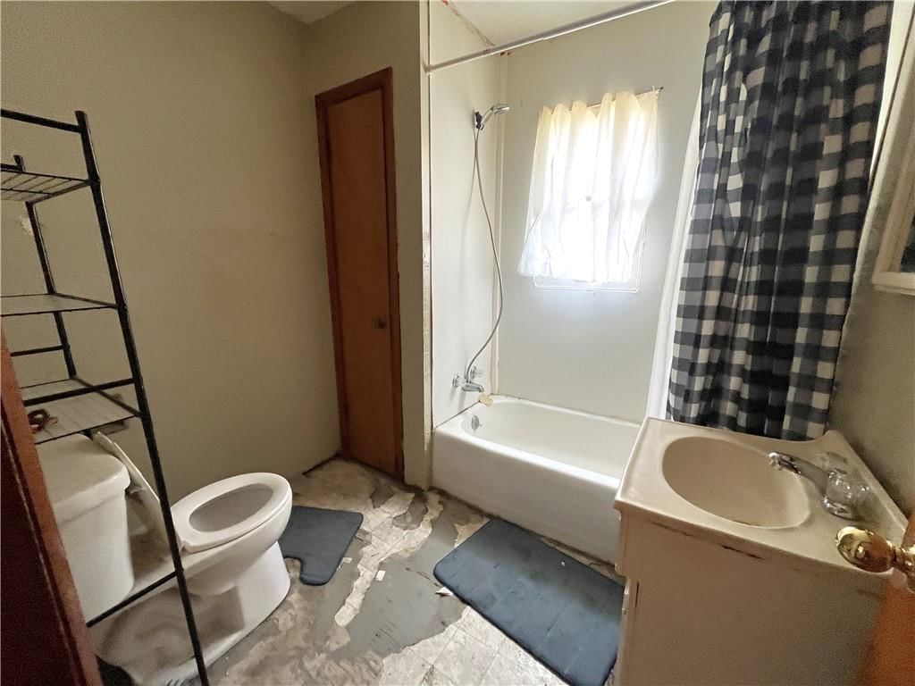 417 Ash Street — photo 16