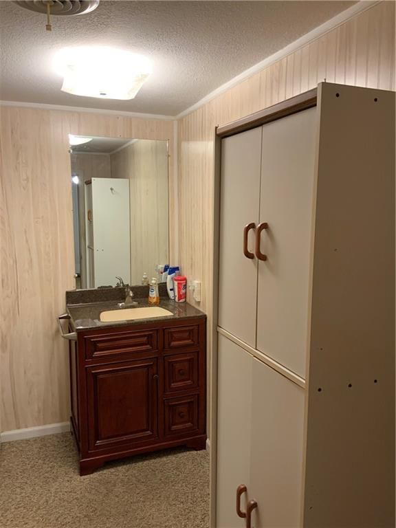 306 W Butler Street — photo 22