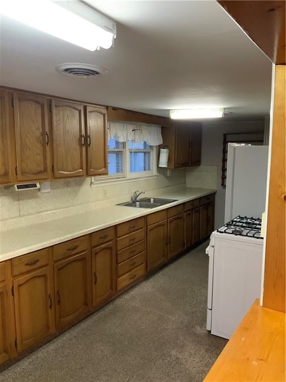 306 W Butler Street — photo 27