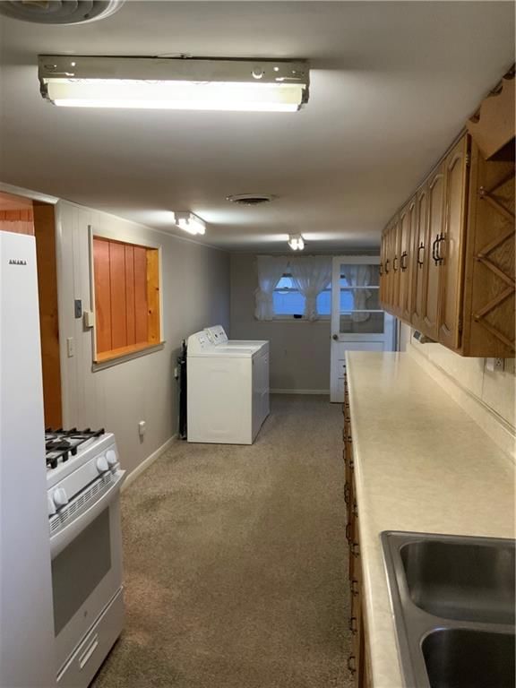 306 W Butler Street — photo 29