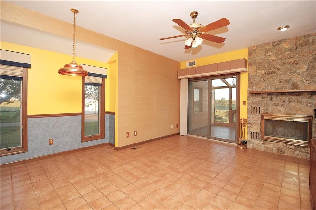 25025 NE 1850 Road — photo 12