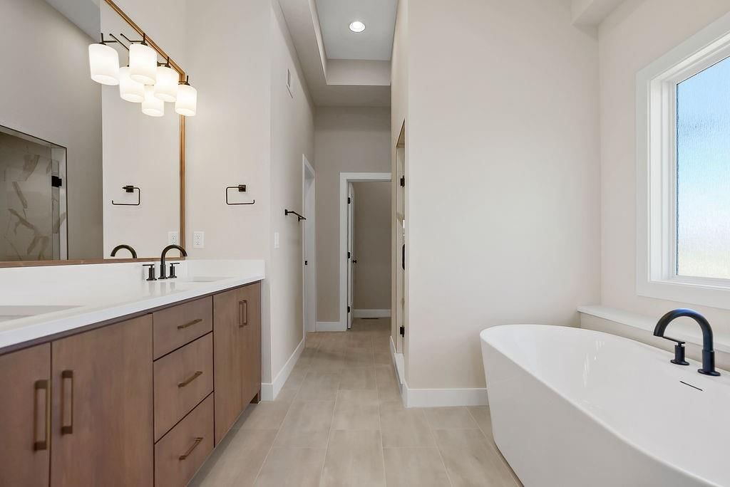 2407 W 177th Terrace — photo 22