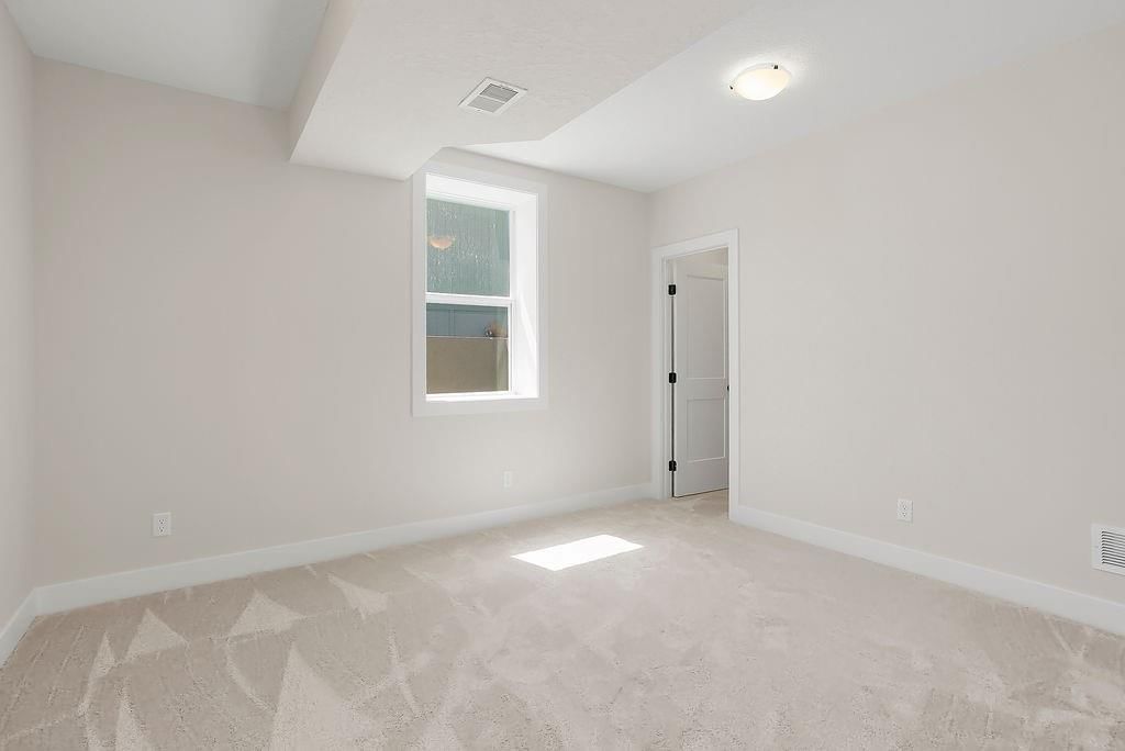 2407 W 177th Terrace — photo 30
