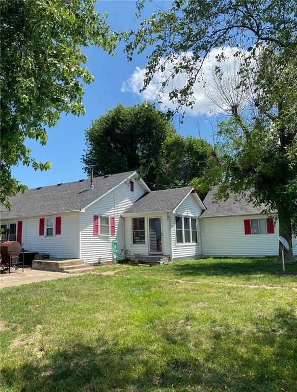 1240 NW Highway A, Lowry City, MO