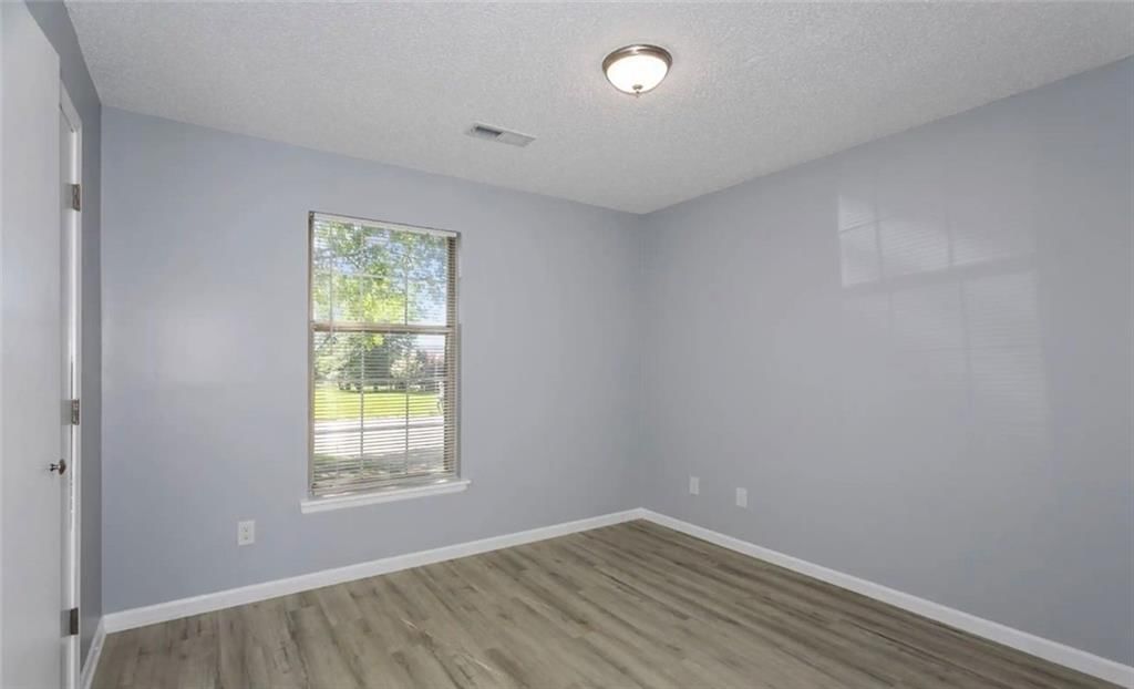 207 NW Barr Road — photo 10