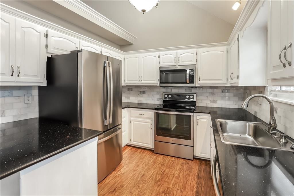 3401 NW 85th Street — photo 6