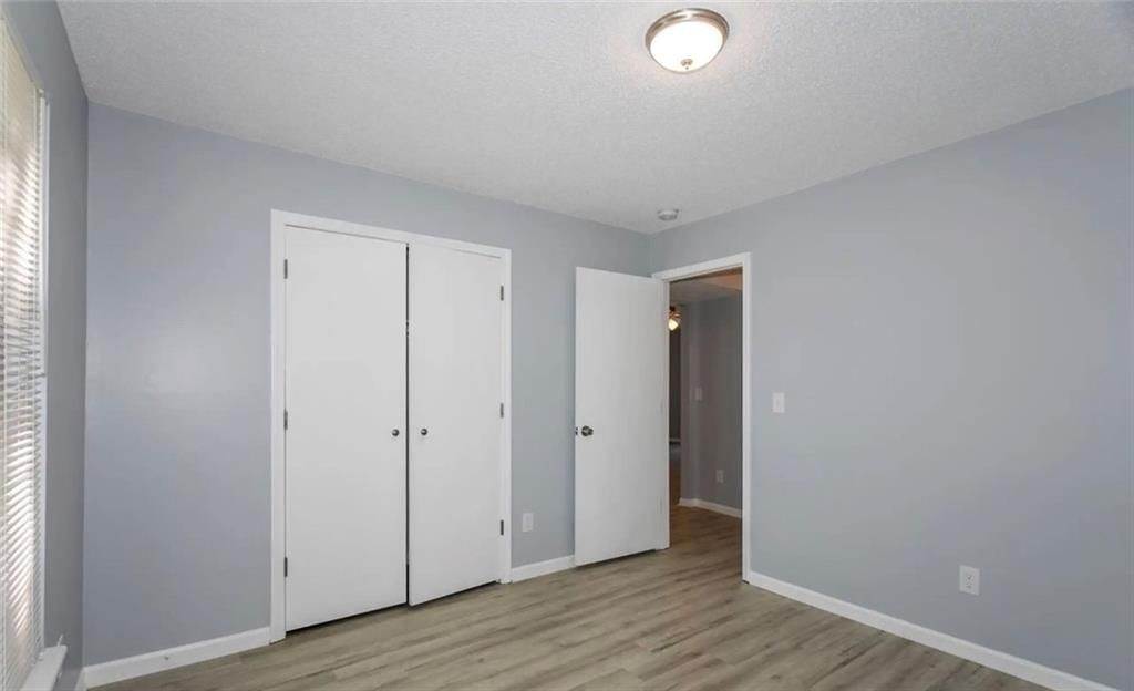 209 NW Barr Road — photo 4