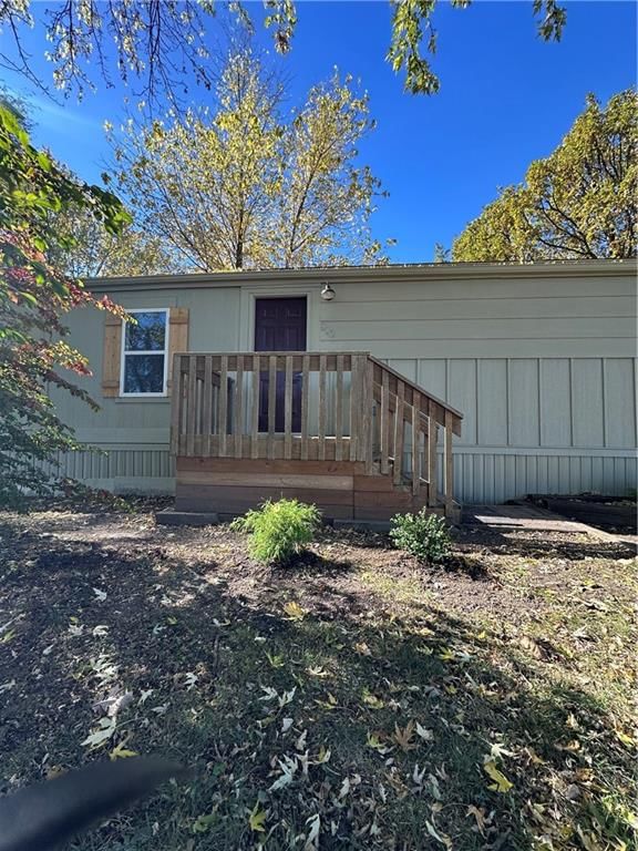 812 N Ward Road — photo 5