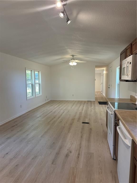 812 N Ward Road — photo 12