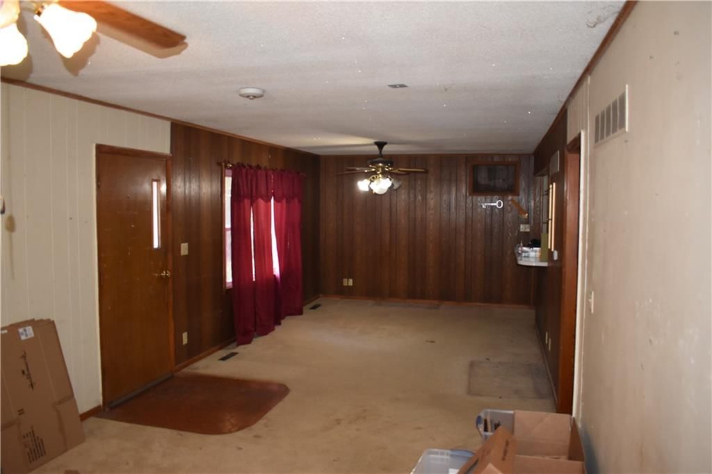 306 N Ballard Street — photo 9