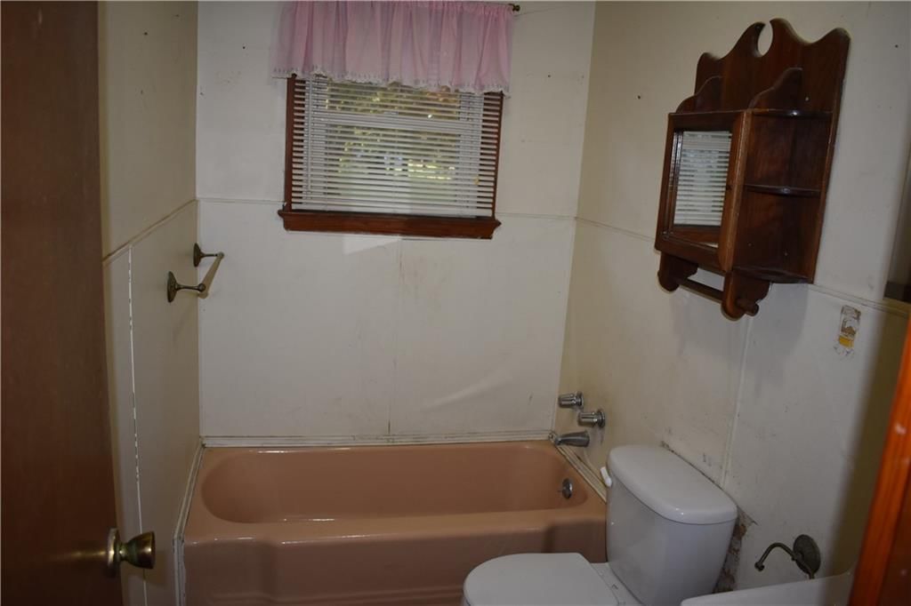 306 N Ballard Street — photo 14