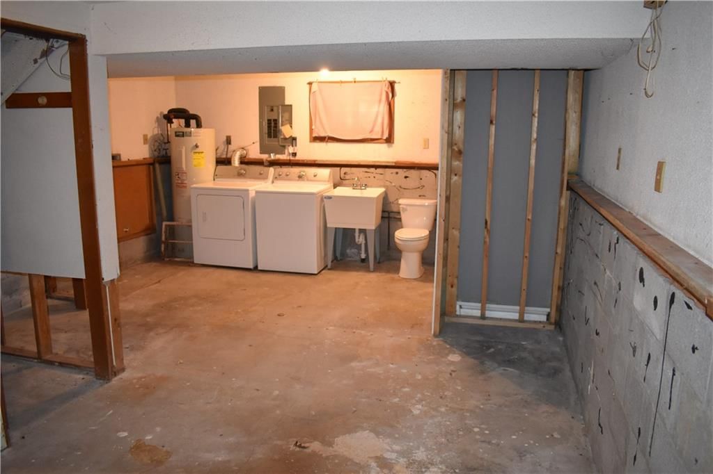 306 N Ballard Street — photo 22
