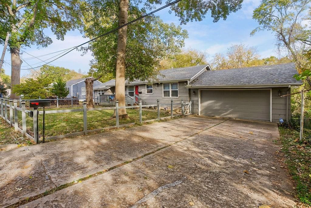 2535 Malone Drive — photo 5