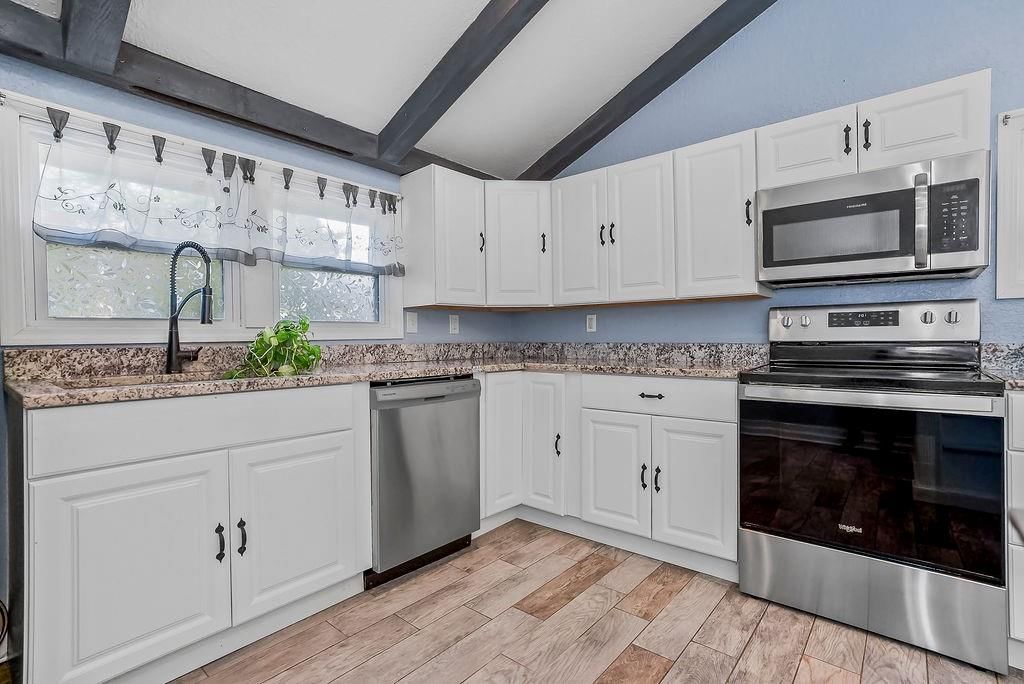 2535 Malone Drive — photo 14