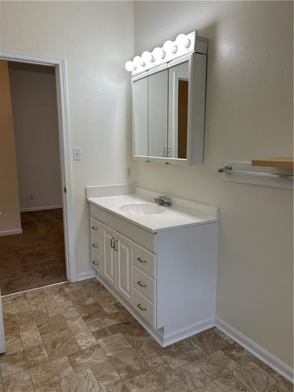 711 Kiowa Street — photo 18