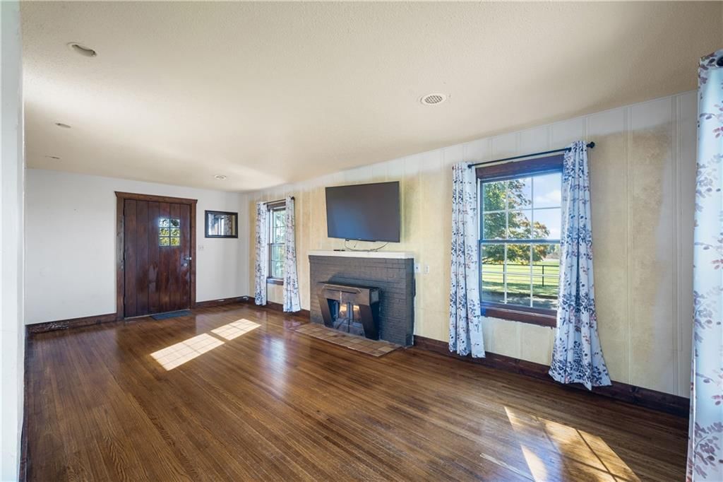 2815 W W 7th Street Street — photo 3