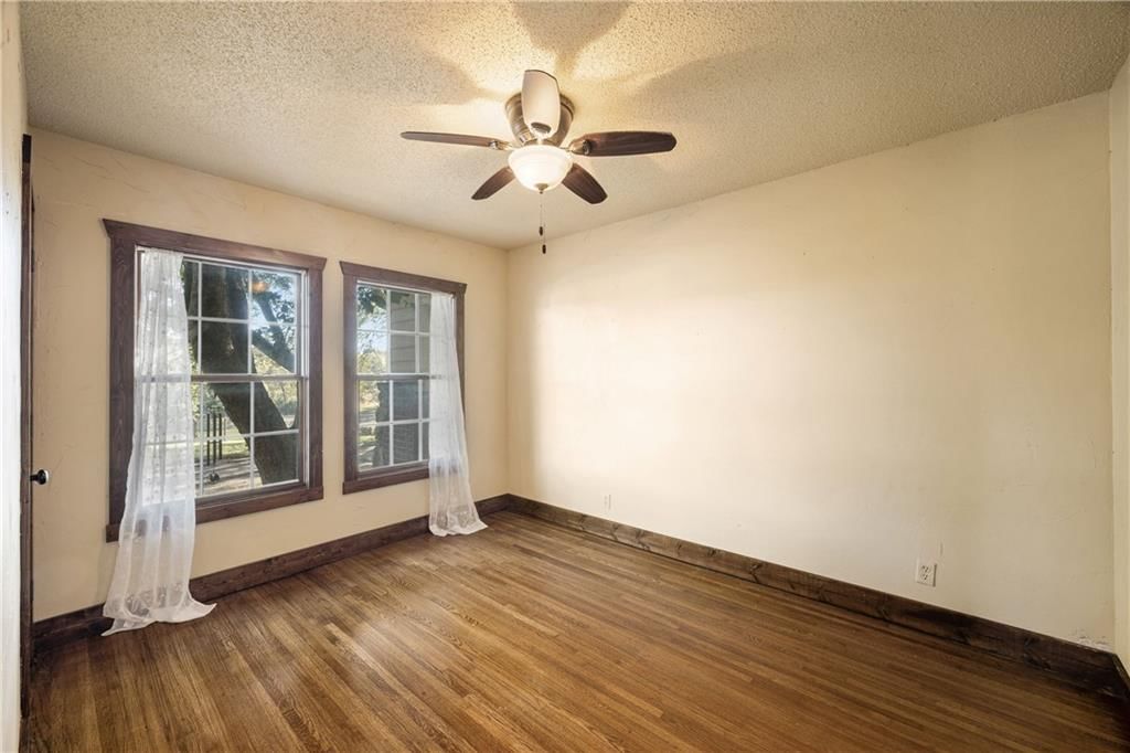 2815 W W 7th Street Street — photo 15