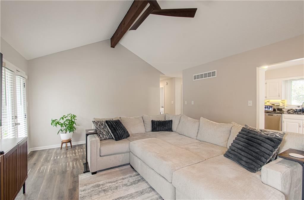 Photo 7 of 35 - 1401 NE 113th Street