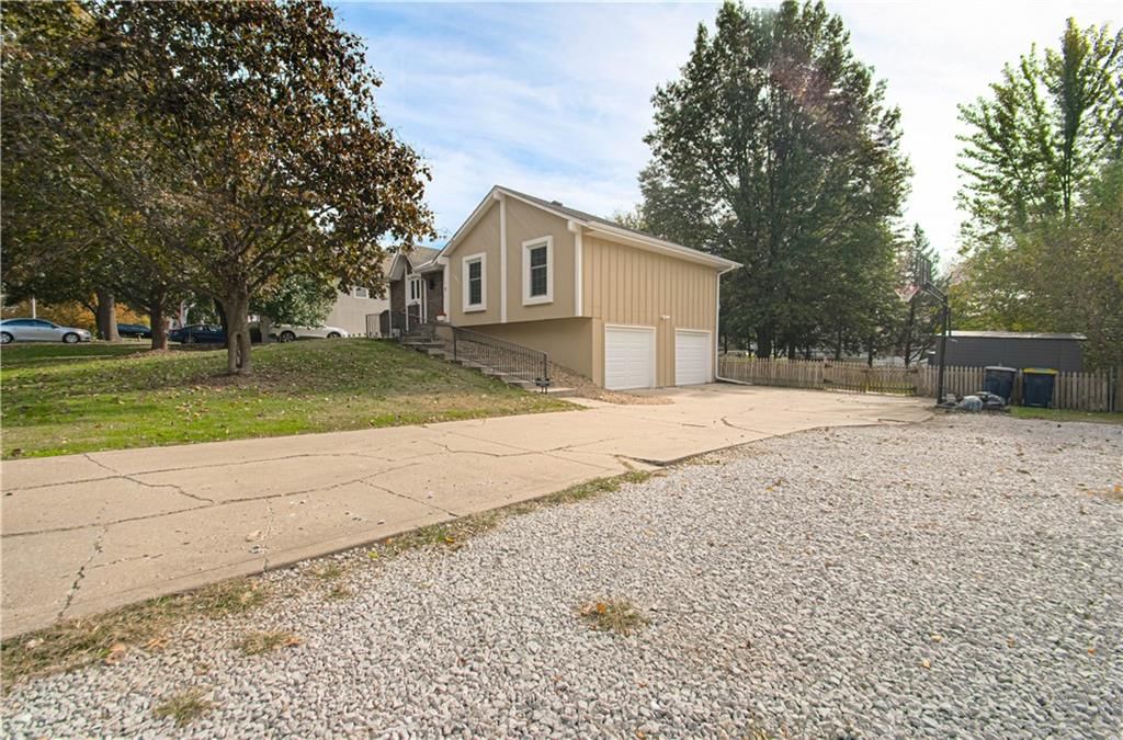 Photo 35 of 35 - 1401 NE 113th Street