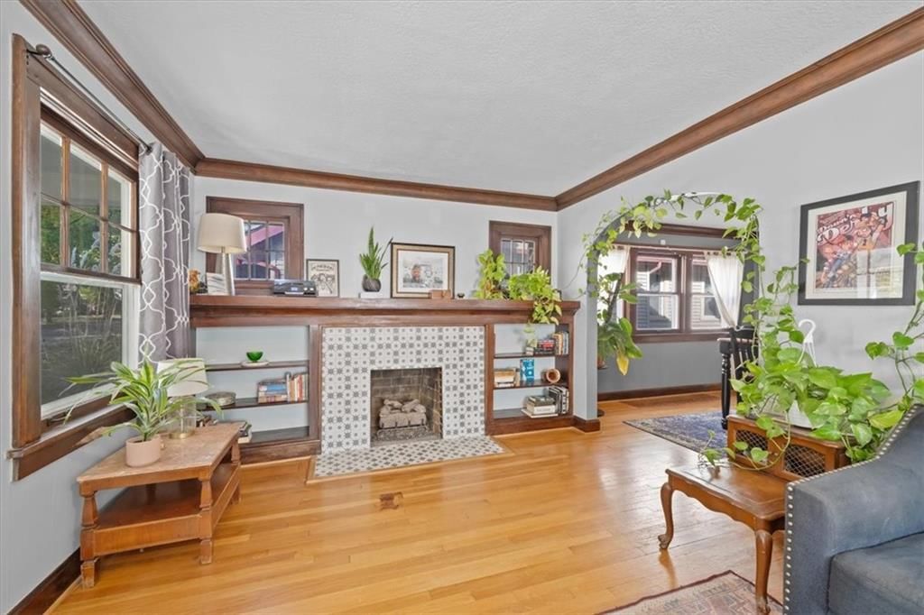 Photo 5 of 33 - 6209 Rockhill Road