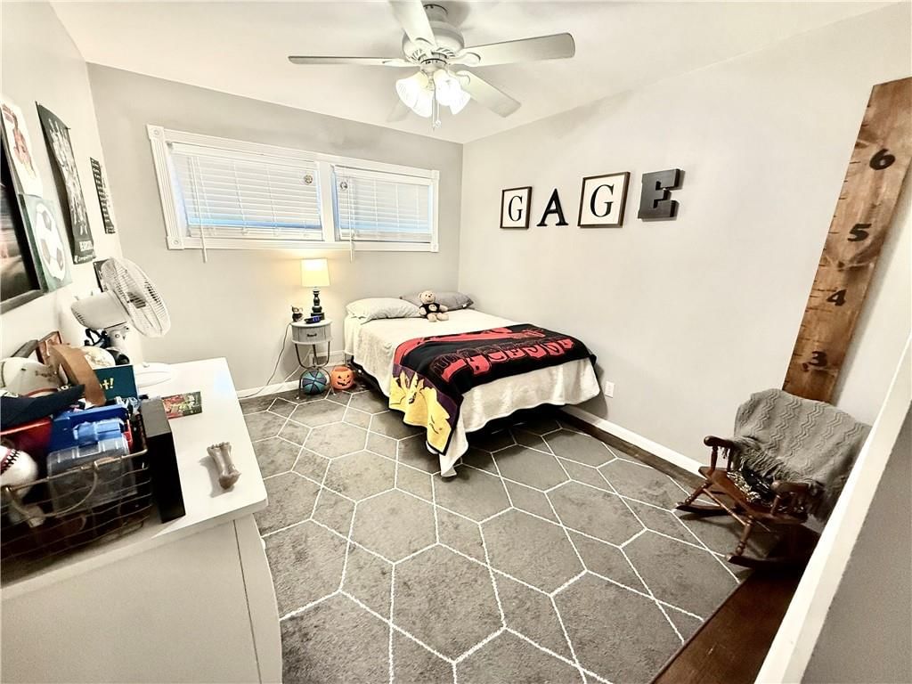 955 S WALNUT Street — photo 15