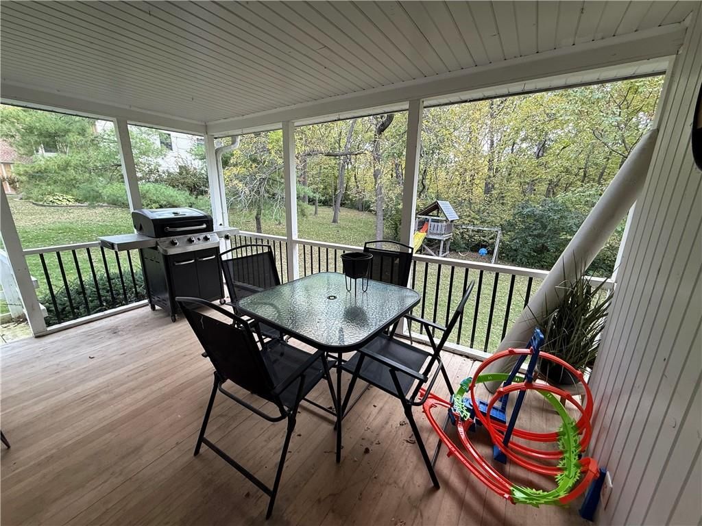 955 S WALNUT Street — photo 20