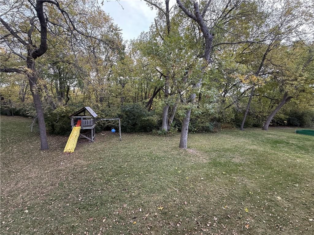 955 S WALNUT Street — photo 26