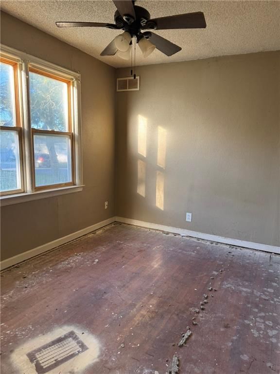 714 N Raum Street — photo 5