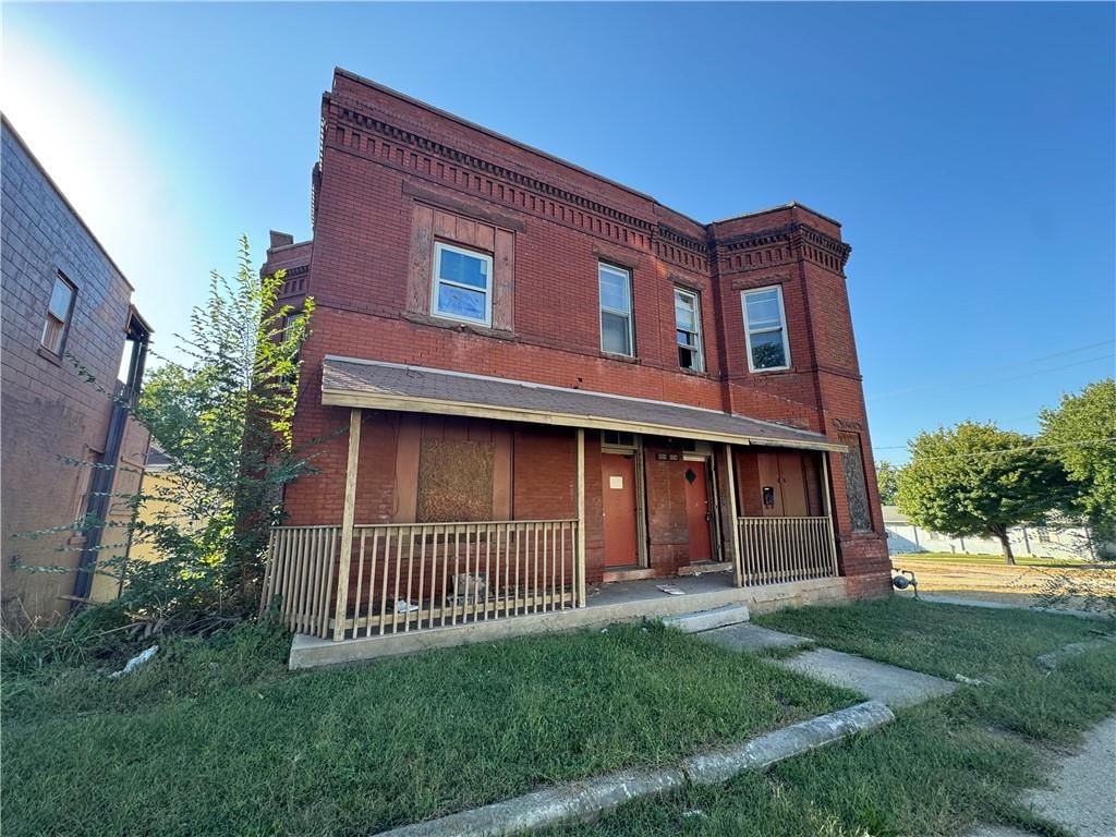 1104 N 18th Street — photo 1