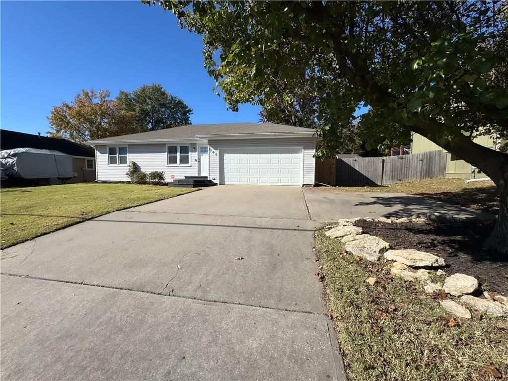 806 S Cedar Street, Belton, MO