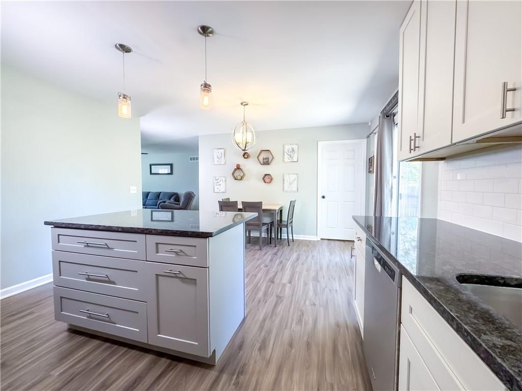 806 S Cedar Street — photo 13
