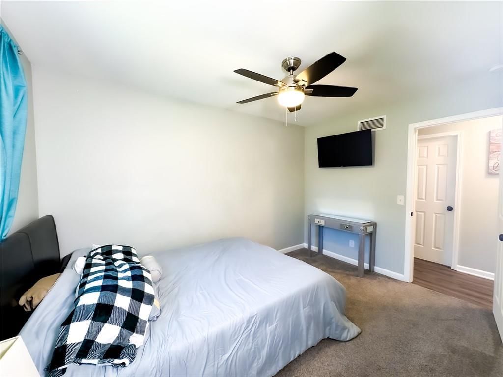 806 S Cedar Street — photo 21