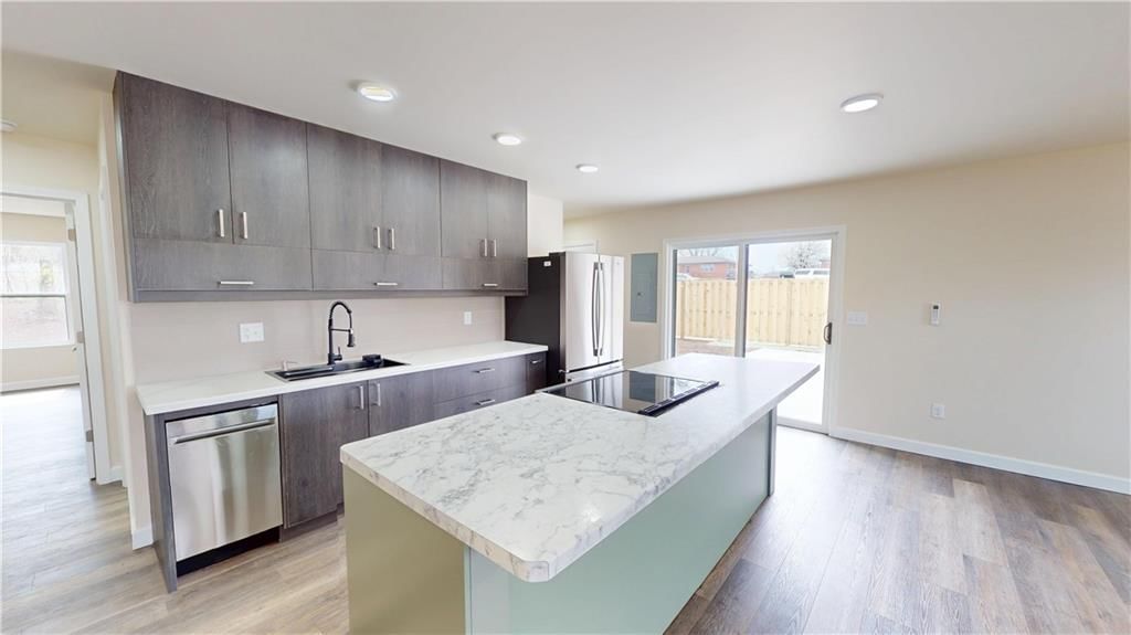 727 W Hickory Street — photo 5