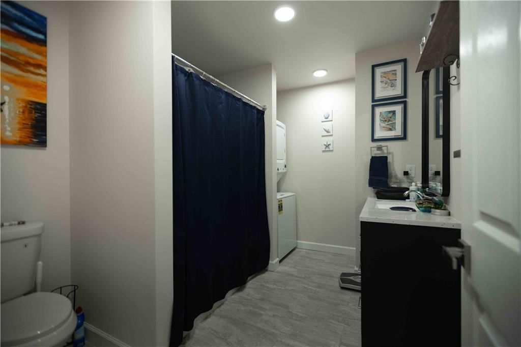 727 W Hickory Street — photo 12