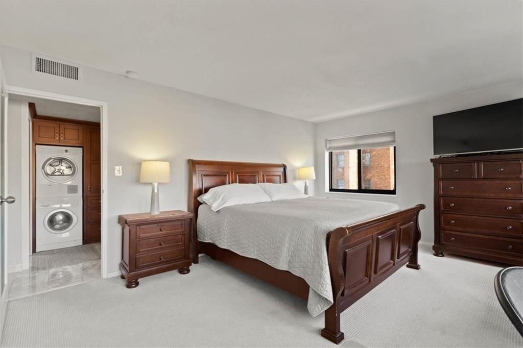 803 W 48th Street — photo 12