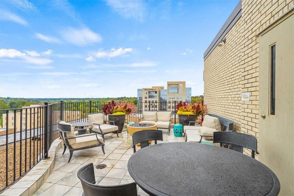 803 W 48th Street — photo 22