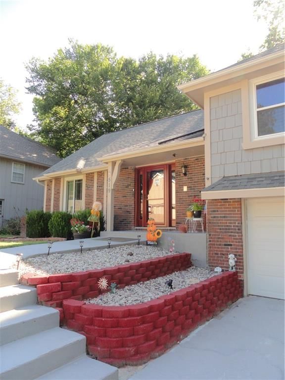 519 Lancelot Drive — photo 3