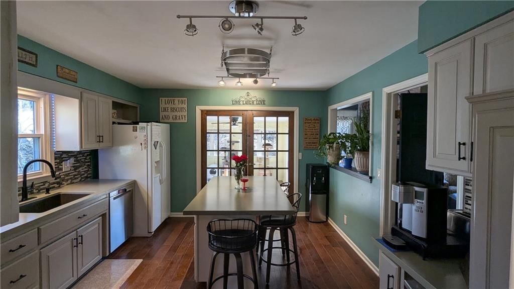 519 Lancelot Drive — photo 11
